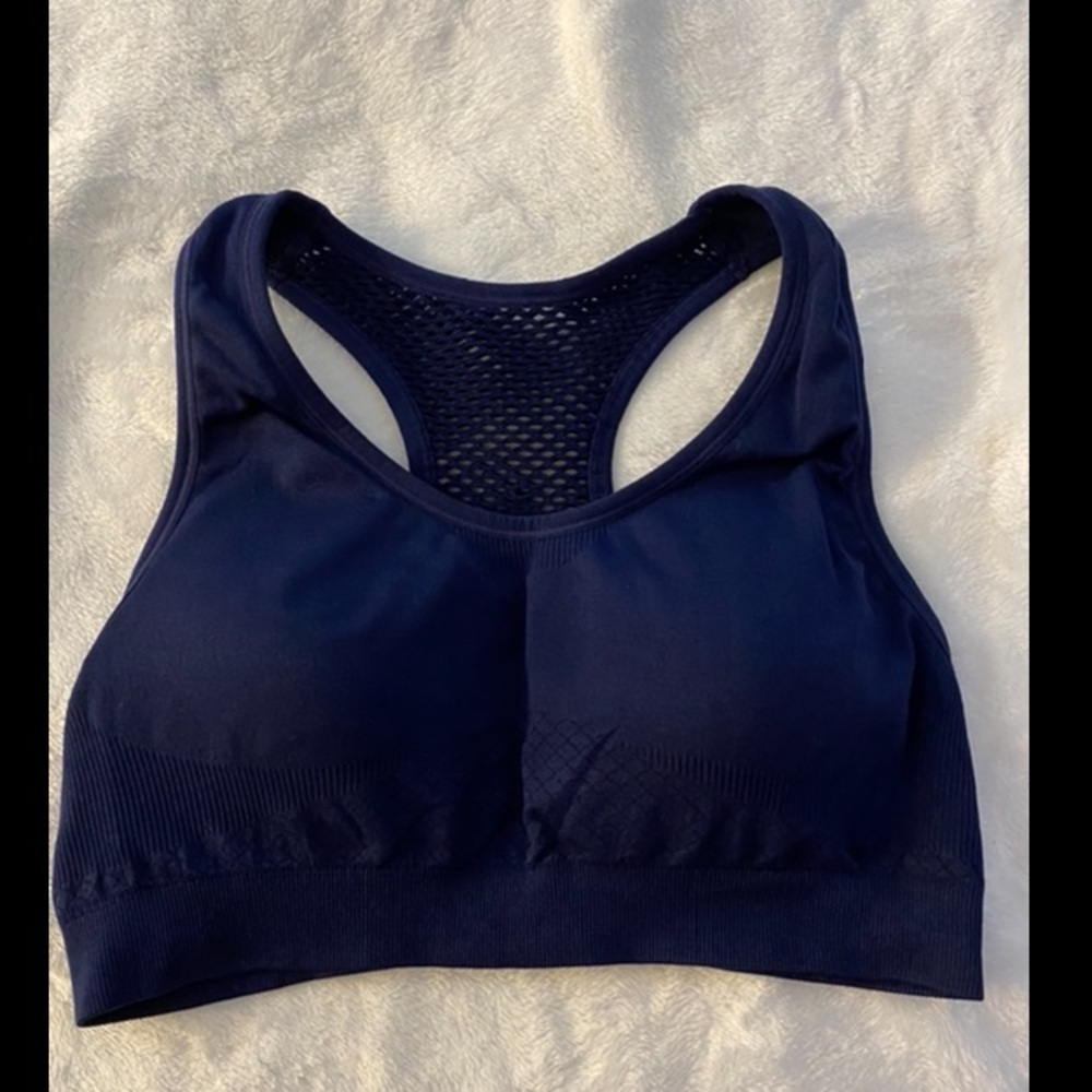 Sports bra
